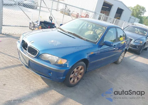 2002 BMW 325Xi z USA, uszkodzony, nr VIN WBAEU334X2PF66722